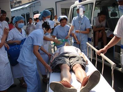 上海市中医医院开展批量伤员急救演练
